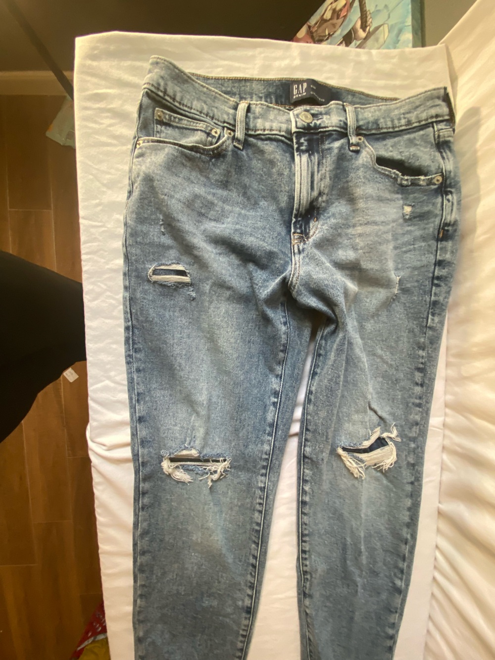 GAP Women's Light Blue Distressed Skinny Jeans